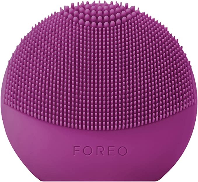 FOREO LUNA fofo Smart Facial Cleansing Brush and Skin Analyzer